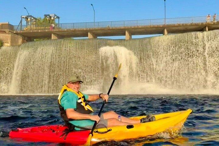 Tour en kayak autoguiado al atardecer o de un día en el centro de Ottawa
