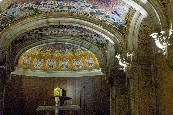 バルセロナ：地元グラシア地区のウォーキングツアー（ベルモット付き）
