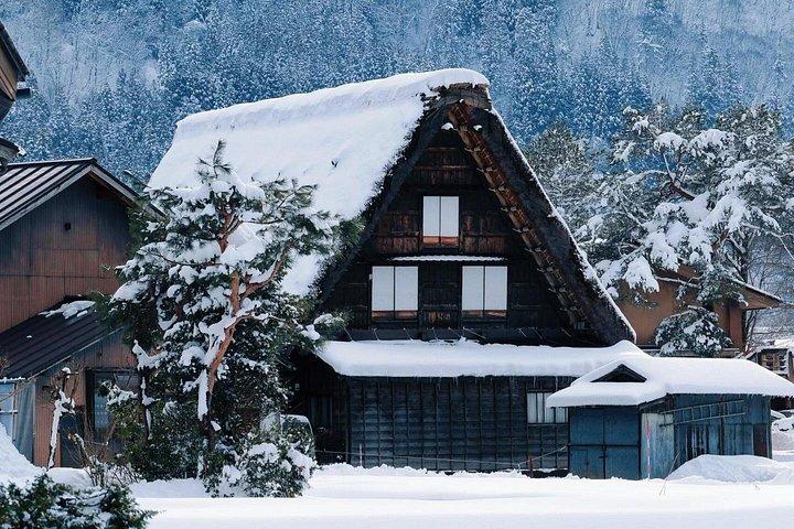 大阪・京都から白川郷・高山プライベートカスタマイズツアー