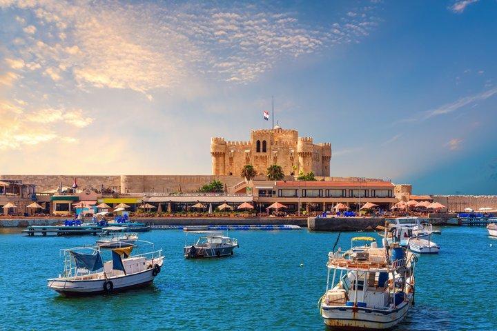 Private Alexandria Day Tour from Cairo with Catacombs and Citadel