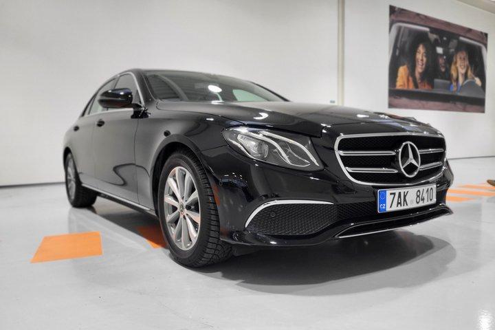 Vienne à Prague - Transfert privé en LIMOUSINE 3+1pax