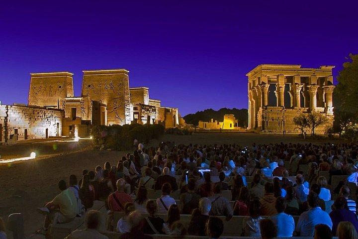 フィラエ寺院でアスワン音と光のショー–夕方の体験