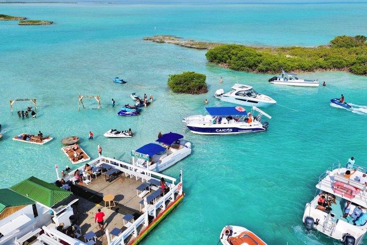 Noah’s Ark and Shipwreck Visit from Providenciales
