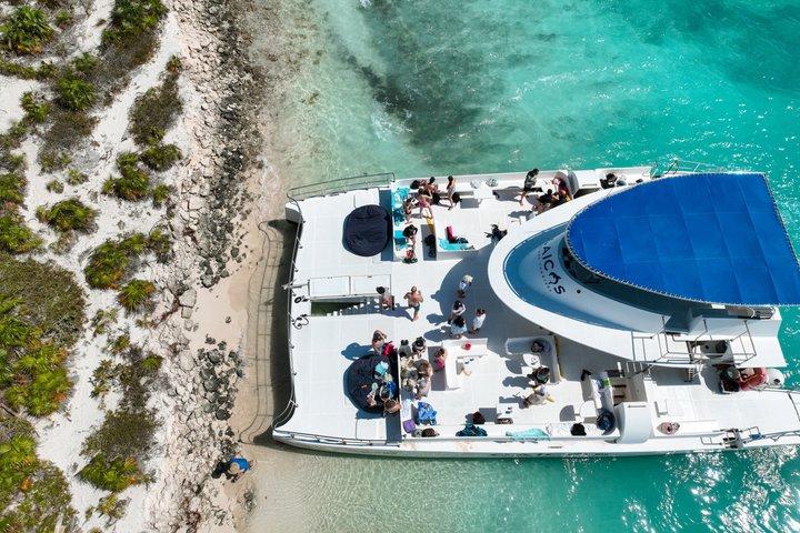 Halve dag snorkelen vanuit Providenciales met bezoek aan Half Moon Bay