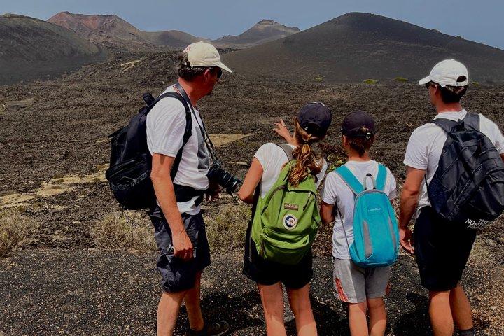 Lanzarote : randonnée à travers les paysages volcaniques de Timanfaya