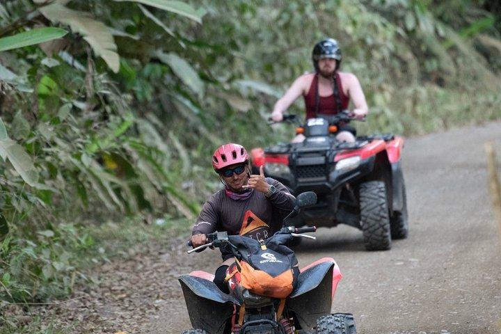 Jaco Combo : Quad, Tyrolienne avec vue sur l'océan, Chute d'eau et Déjeuner local