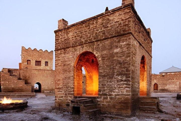 Hoteller i nærheden af Ateshgah Fire Temple and Yanar Dag
