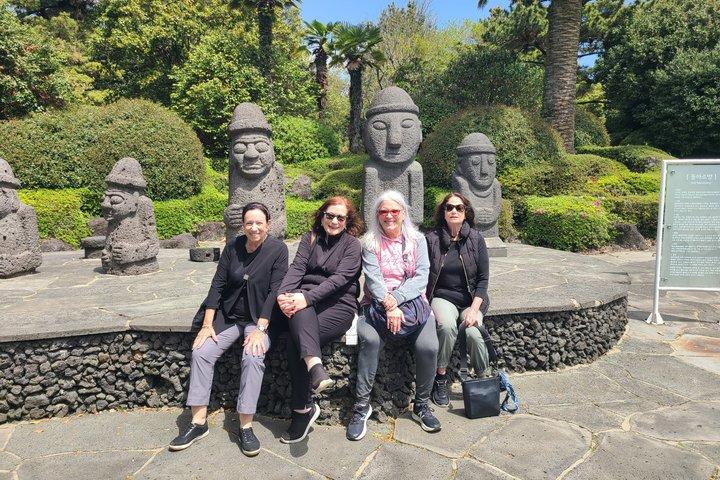 Día Completo East Jeju Destaca Tour por la Naturaleza _ Paisajes Volcánicos