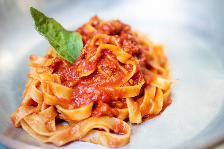 Italiensk pasta madlavning klasse i Austin (Inkluderer 4 - kursus måltid)