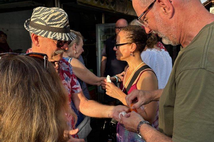 Tour gastronómico nocturno por el mercado nocturno de Ubud Gianyar