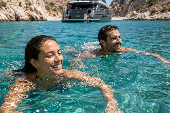 Croisière d'une journée sur l'île de Symi et la baie de St George au départ de Rhodes