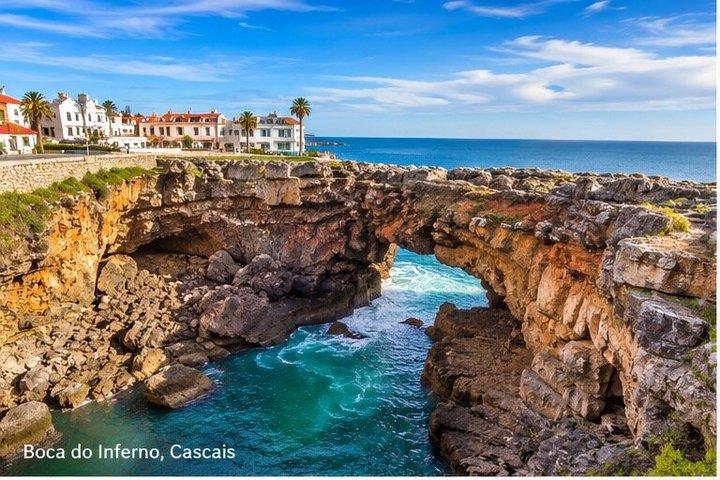 Cascais, Costa di Sintra, Ericeira e Nazaré Tour privato da Lisbona