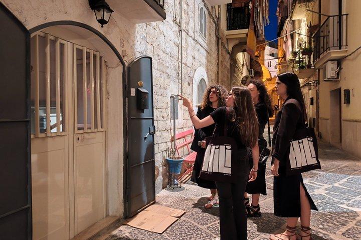 Tour da Cidade Velha de Bari Ghost & Legends com degustações