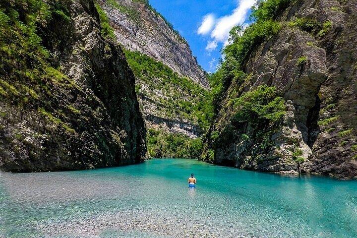 Dagtrip van Shkoder naar Shala River en Koman Lake Cruise