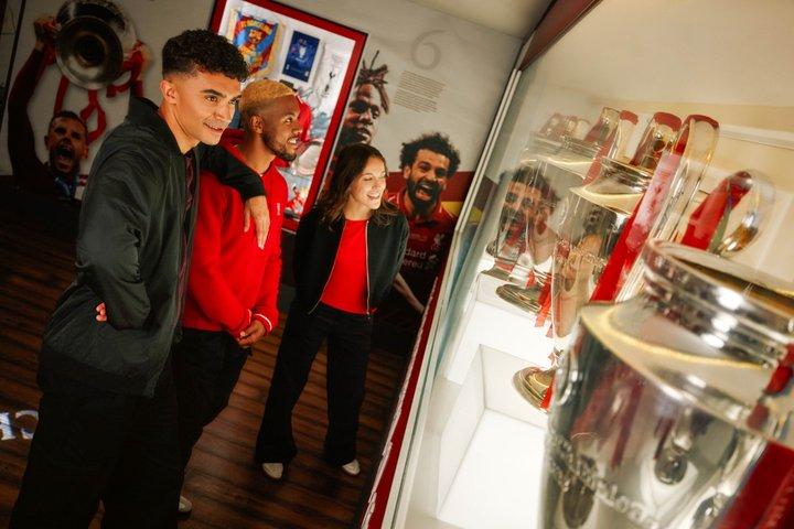 LFC ミュージアムへの無料入場付きアンフィールド アブセイル
