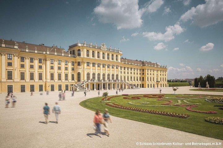 Schönbrunn Tour Schloss und Garten