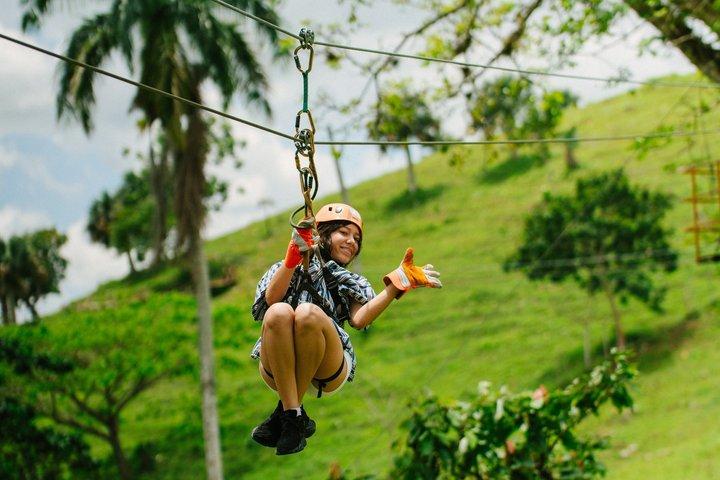 Punta Cana Zipline - 8 linhas e uma ponte suspenseful