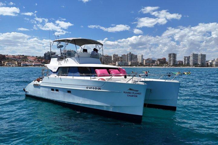 Aluguel de catamarã particular com capitão