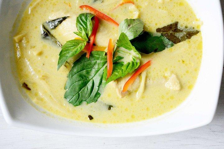 Clase de Cocina Tailandesa en Los Ángeles (Incluye 4 - Curso de Comida)