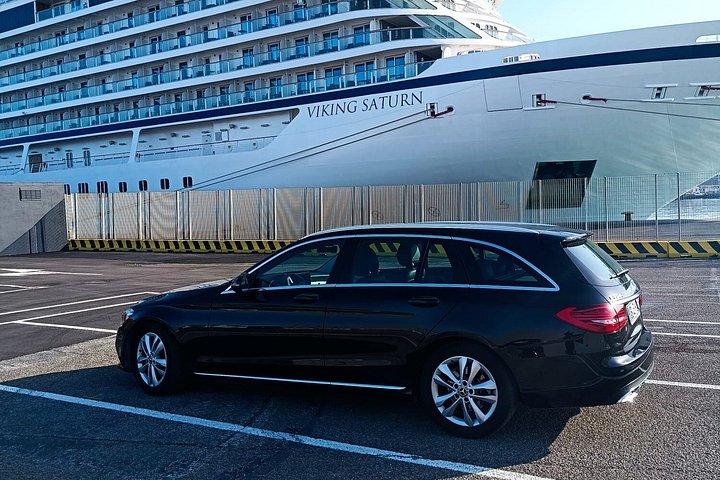 フィウミチーノ空港へのプライベート送迎チヴィタヴェッキアクルーズポート