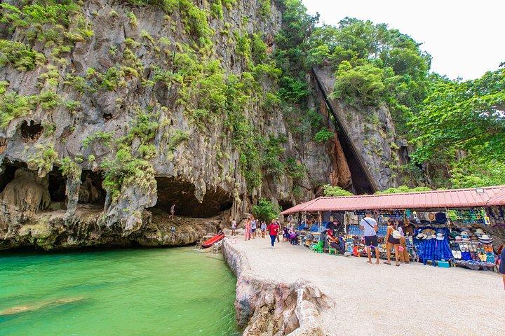 クラビ発パンガー湾＆ジェームズボンド島ロングテールボートツアー