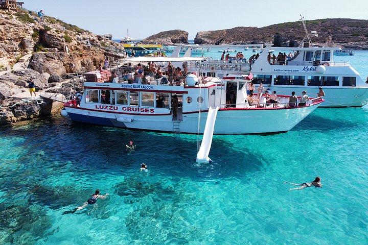 スリーマから：コミノブルーラグーン、クリスタルラグーン＆海の洞窟