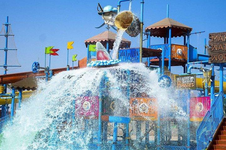 オールインクルシブマカディアクアパーク日帰り旅行（ランチと送迎付き）