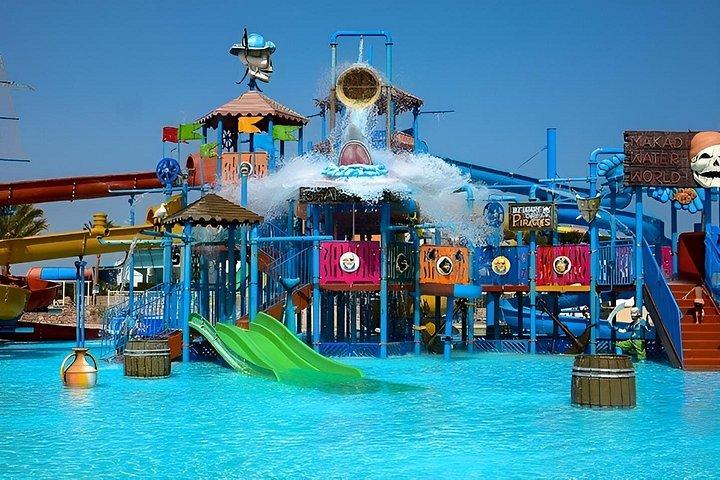 オールインクルシブマカディアクアパーク日帰り旅行（ランチと送迎付き）