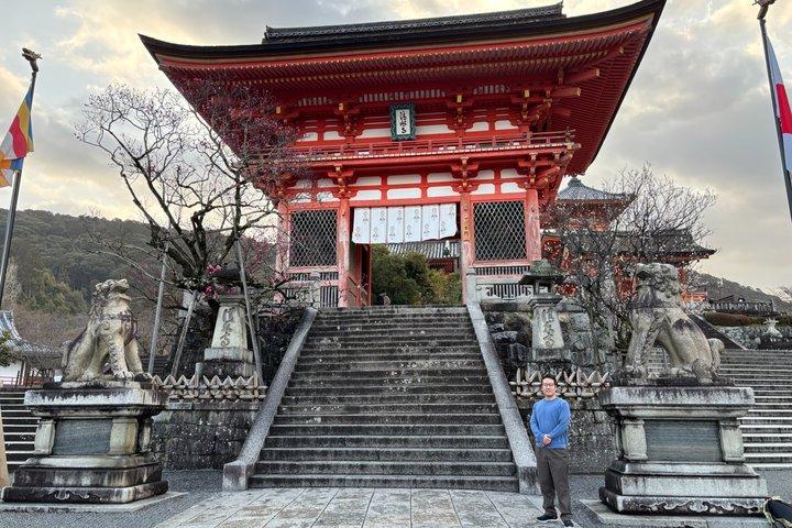 清水寺と歴史ガイド付き祇園散策