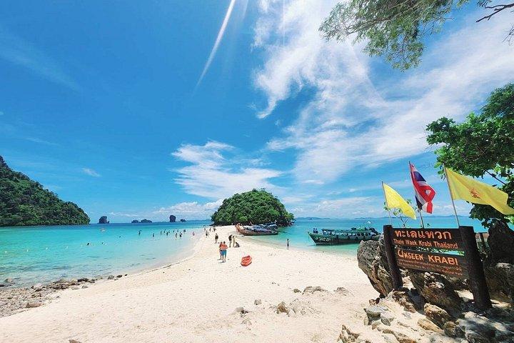ホテル送迎付きロングテールボートでのクラビ4島ツアー