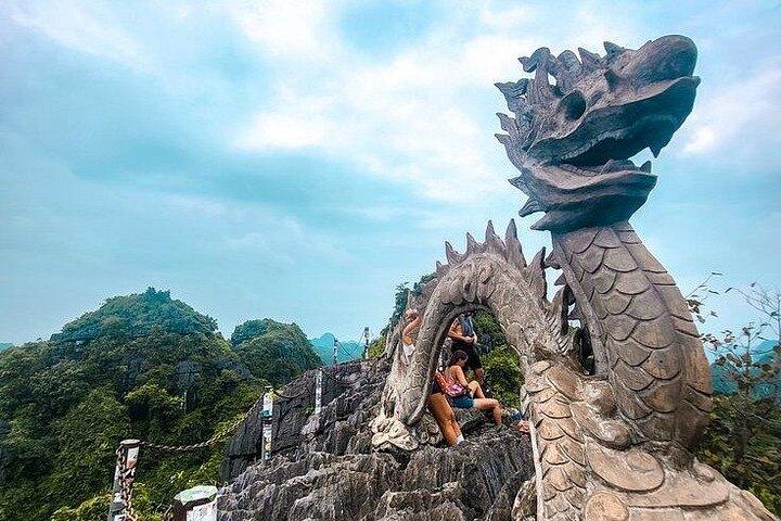 Tailor-Made Ninh Binh Experience with Private Guide & Luxury Car