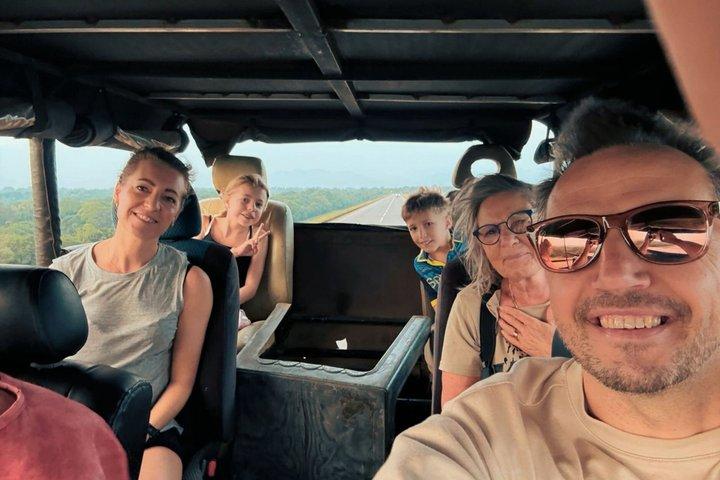 8-Day Private Tour with Train Ride, Safari & Beaches