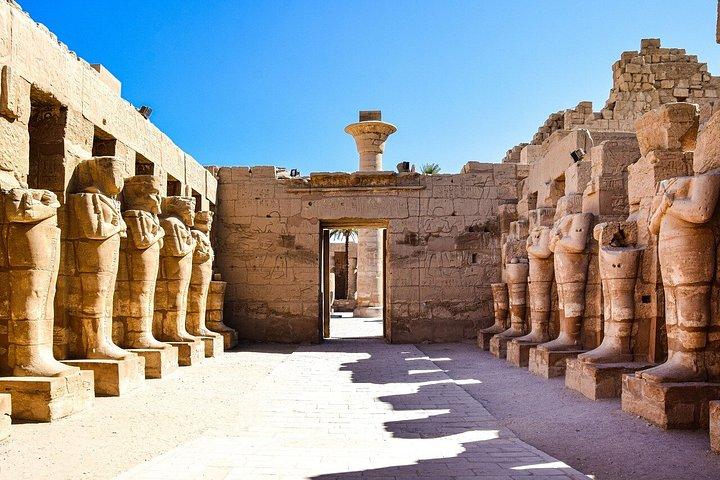 フルガダ：ルクソール王家の谷＆ツタンカーメン墓参旅行
