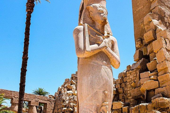 フルガダ：ルクソール王家の谷＆ツタンカーメン墓参旅行