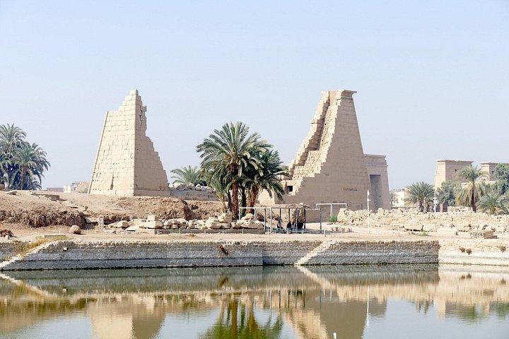 フルガダ：ルクソール王家の谷＆ツタンカーメン墓参旅行
