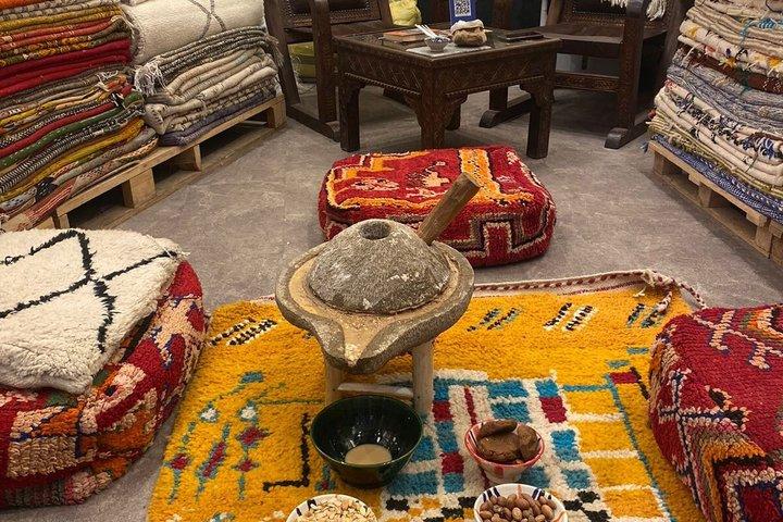 Marrakech: 2H Traditional Argan Oil Extraction Workshop
