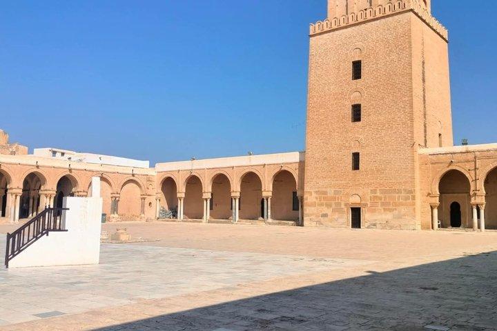 De Djerba Tour do Patrimônio Tunisino El Jem Monastir e Cairouan