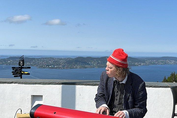 ベルゲンのプライベートフード、歴史、フライバネン展望台ツアー