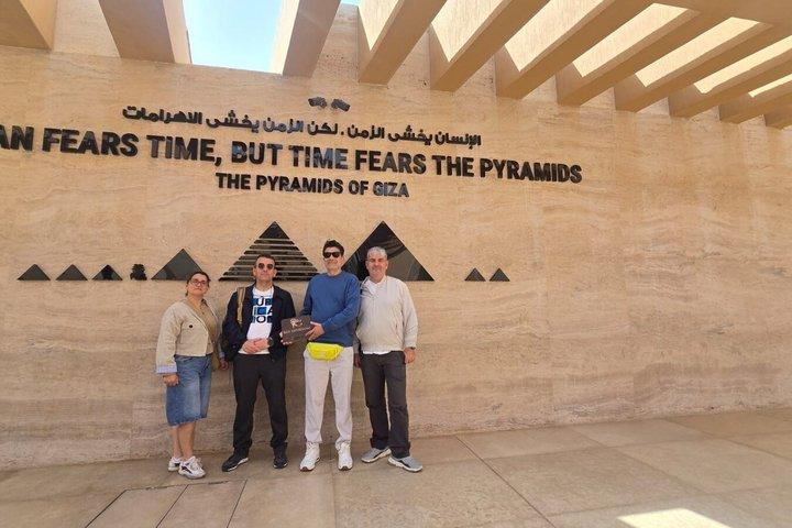 Excursão privada de dia inteiro: Pirâmides de Gizé e Grande Museu Egípcio