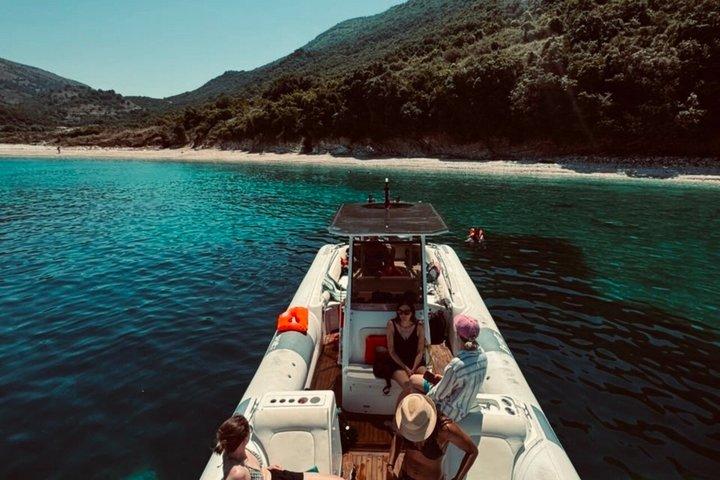 Aris Boat Tour