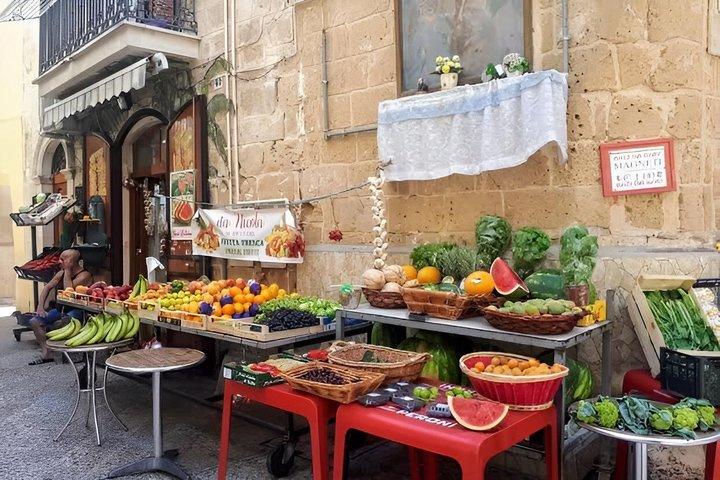 Private Bari Walking Tour with Authentic Tasting.