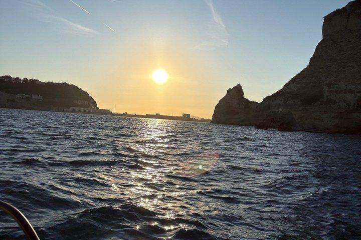 Bootstour in Neapel mit Badestopp