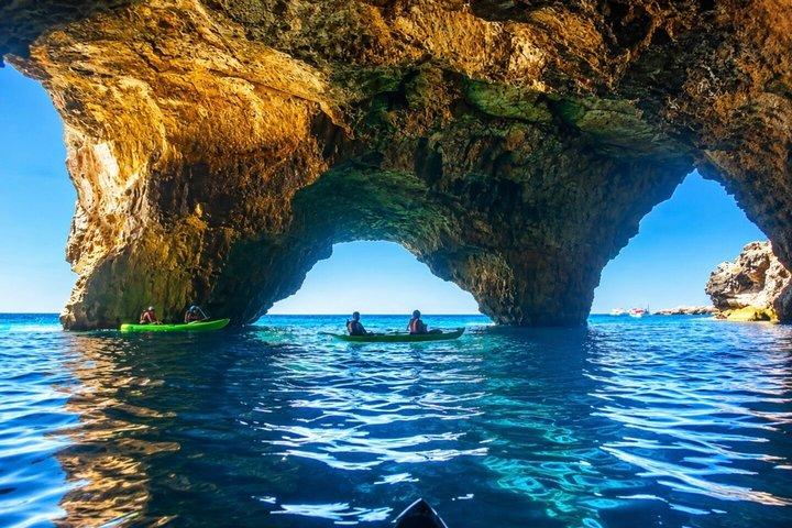 Excursion en kayak et canoë à Leuca et dans les grottes de Ponente