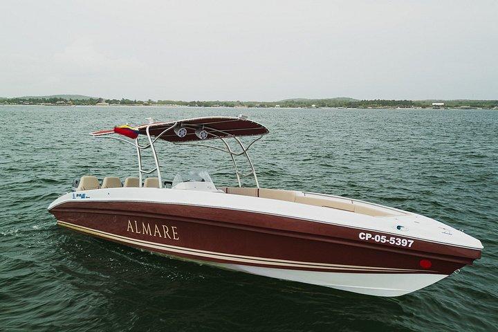 Exclusive Private Luxury Boat Private Tour to Islas del Rosario