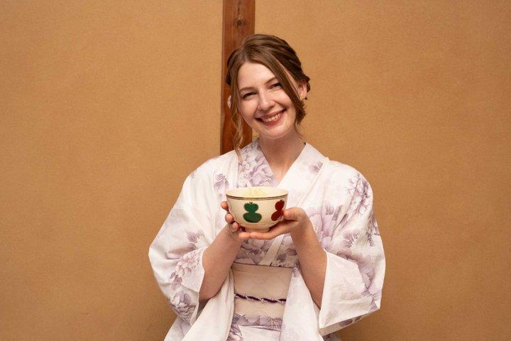 Kyo-Machiya Tea Room & Ikebana Experience near Fushimi Inari