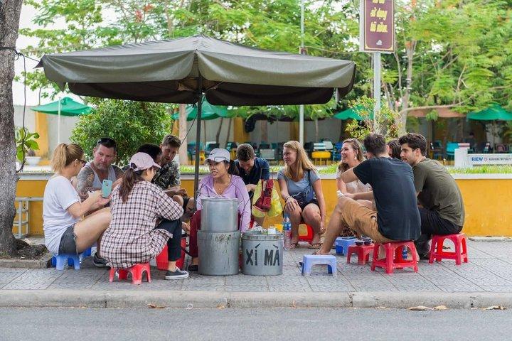 Hoi An Food Walking Tour Plats locaux et culture