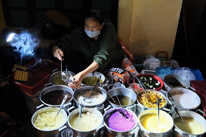 フエナイト・シクロ・ツアー（料理と民俗音楽）
