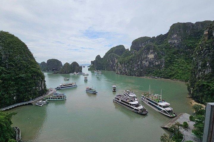 Ha Long Bay All Inclusive Day Cruise Experience
