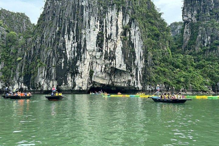 Signature Luxury Day Cruise til Ha Long Bay fra Hanoi