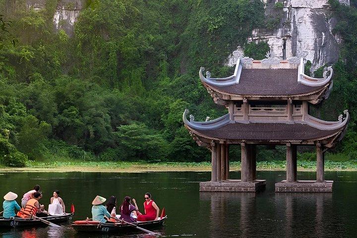 Tailor-Made Ninh Binh Experience with Private Guide & Luxury Car